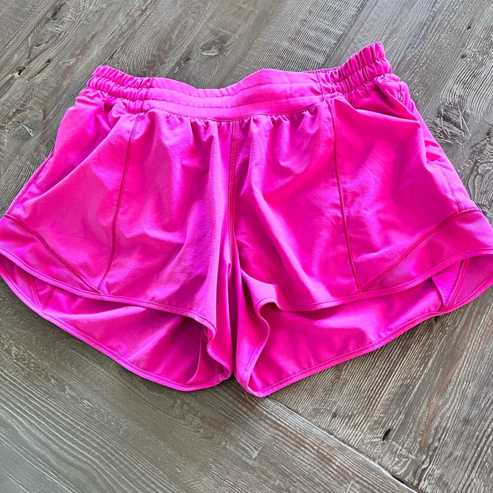 Lululemon Hotty Hot Shorts Size 10